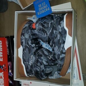 Ewing 33 HI grey camo/gum